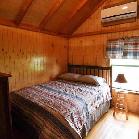 Lakefront Cedar Cabin - 6 Mead Екстериор снимка